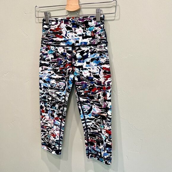 Lululemon Wunder Under Hi-Rise 1/2 Tight Leggings - Size: 4 - Picture 8 of 11